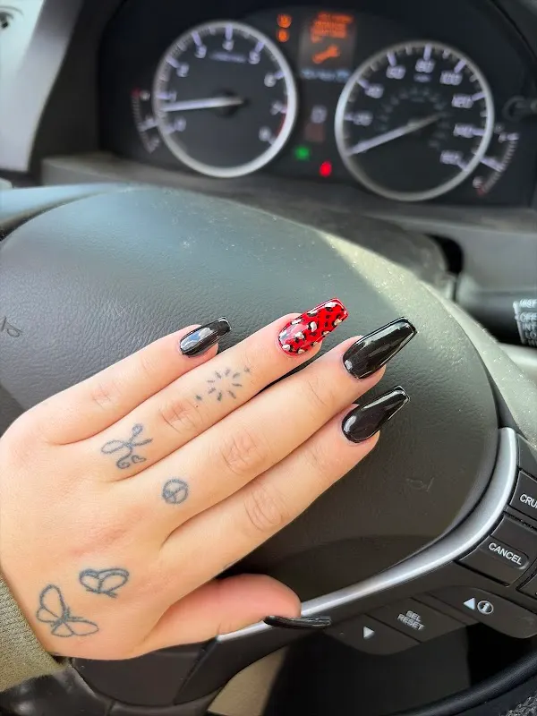 ROYAL NAILS & SPA — Nail salon in Beaumont